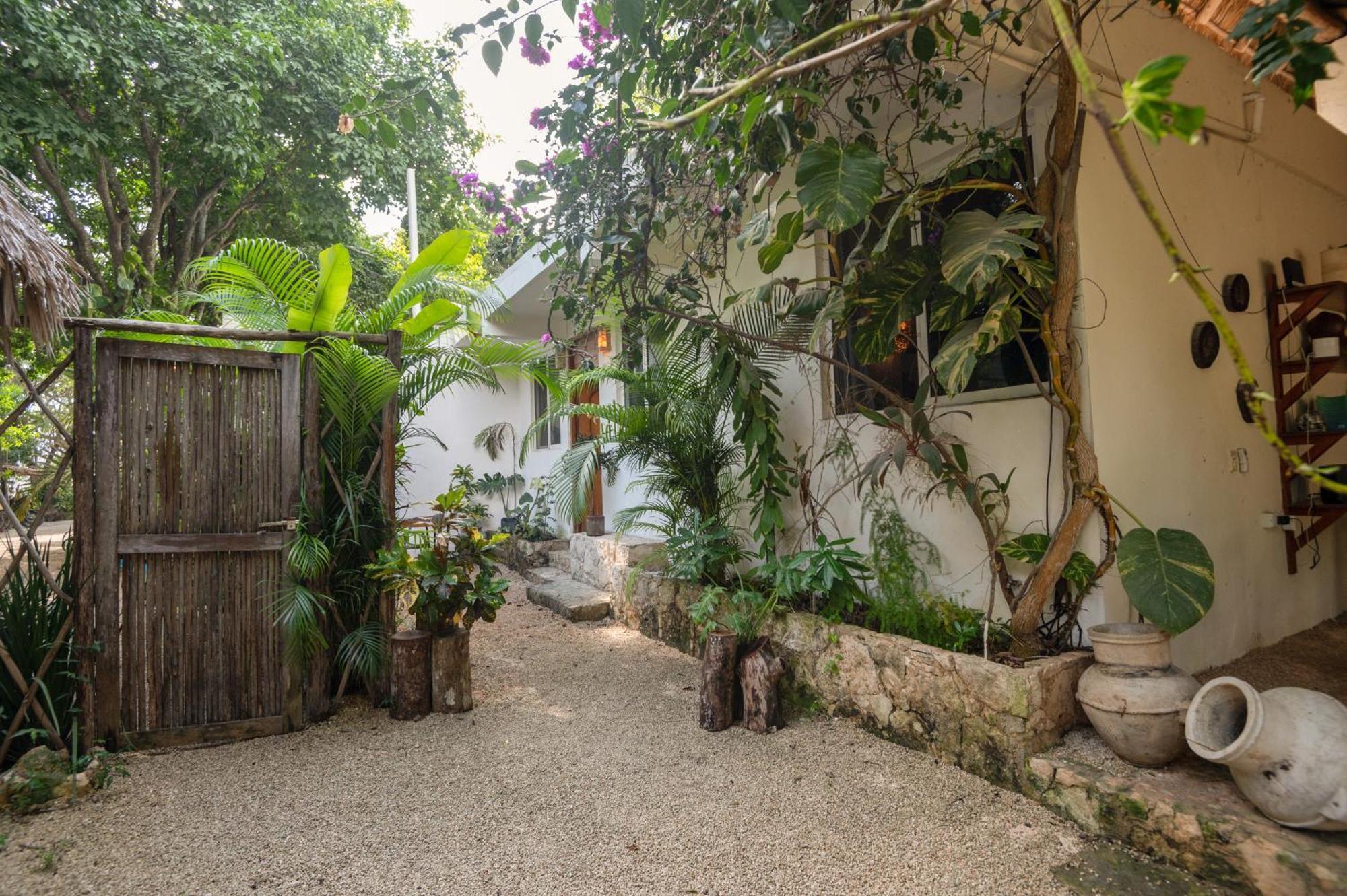 Huaya Camp Leilighet Playa del Carmen Eksteriør bilde
